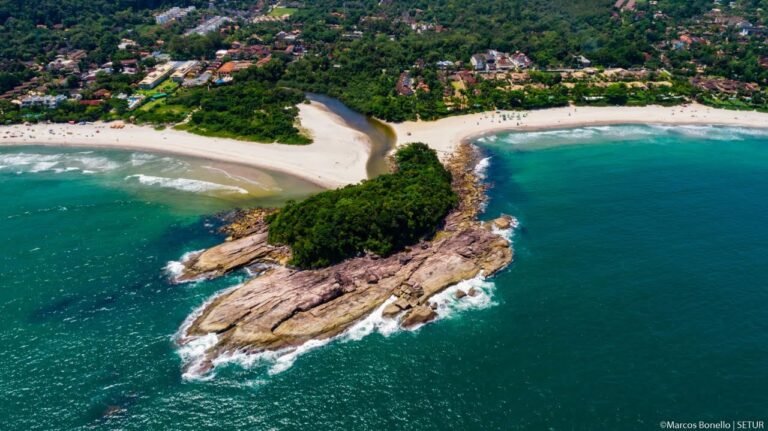 PRAIA DE CAMBURY